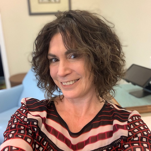 Meet your Posher, Stacey - Picture 1 of 1